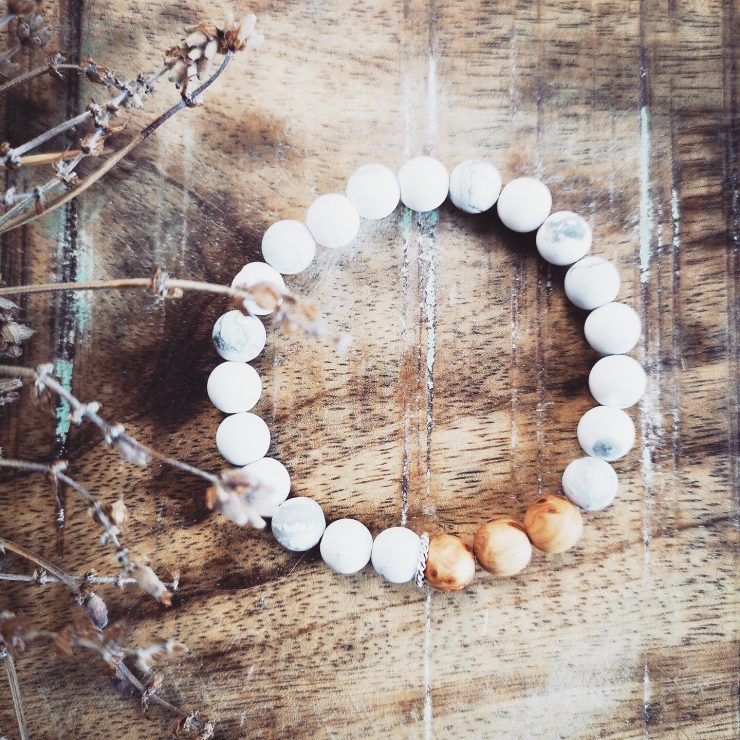 Howlite & Cypress Burl Diffuser Bracelet ~8mm
